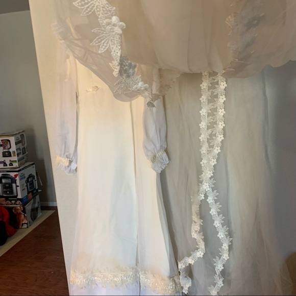 Vintage Wedding Dress w/extra long Lace Tule Cathedral Veil UNION MADE - Picture 12 of 14